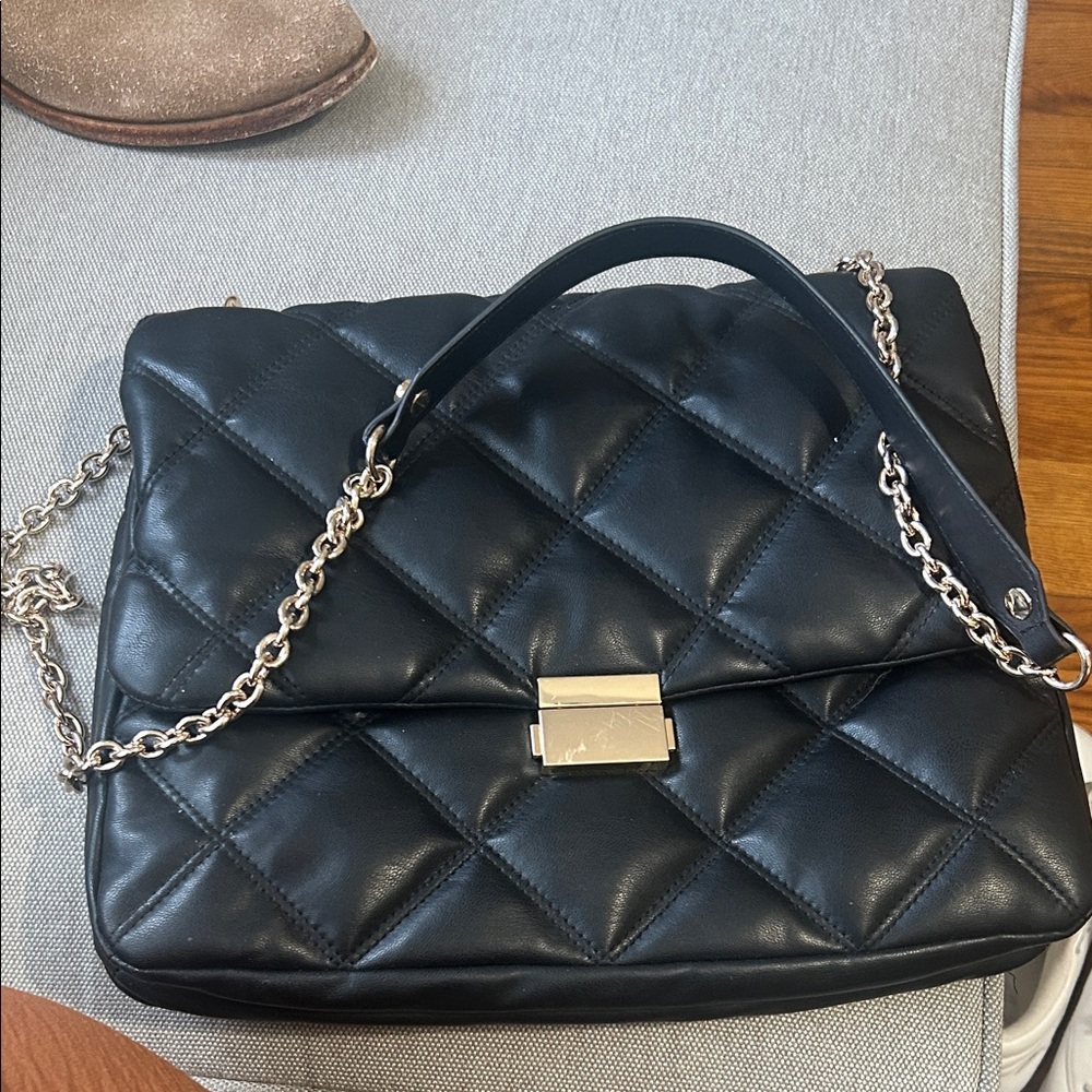 H&M Elegant Black Thick Quilted Chain Shoulder Bag